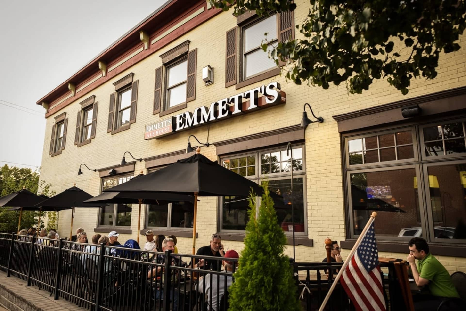 Emmett’s Brewing Co – Downers Grove