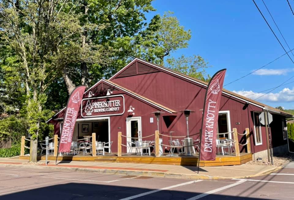 Pineknotter-Brewing-Company-3